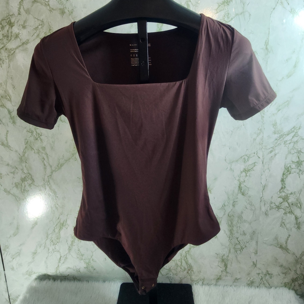 INLYRIC Brown Short Sleeve Bodysuit
